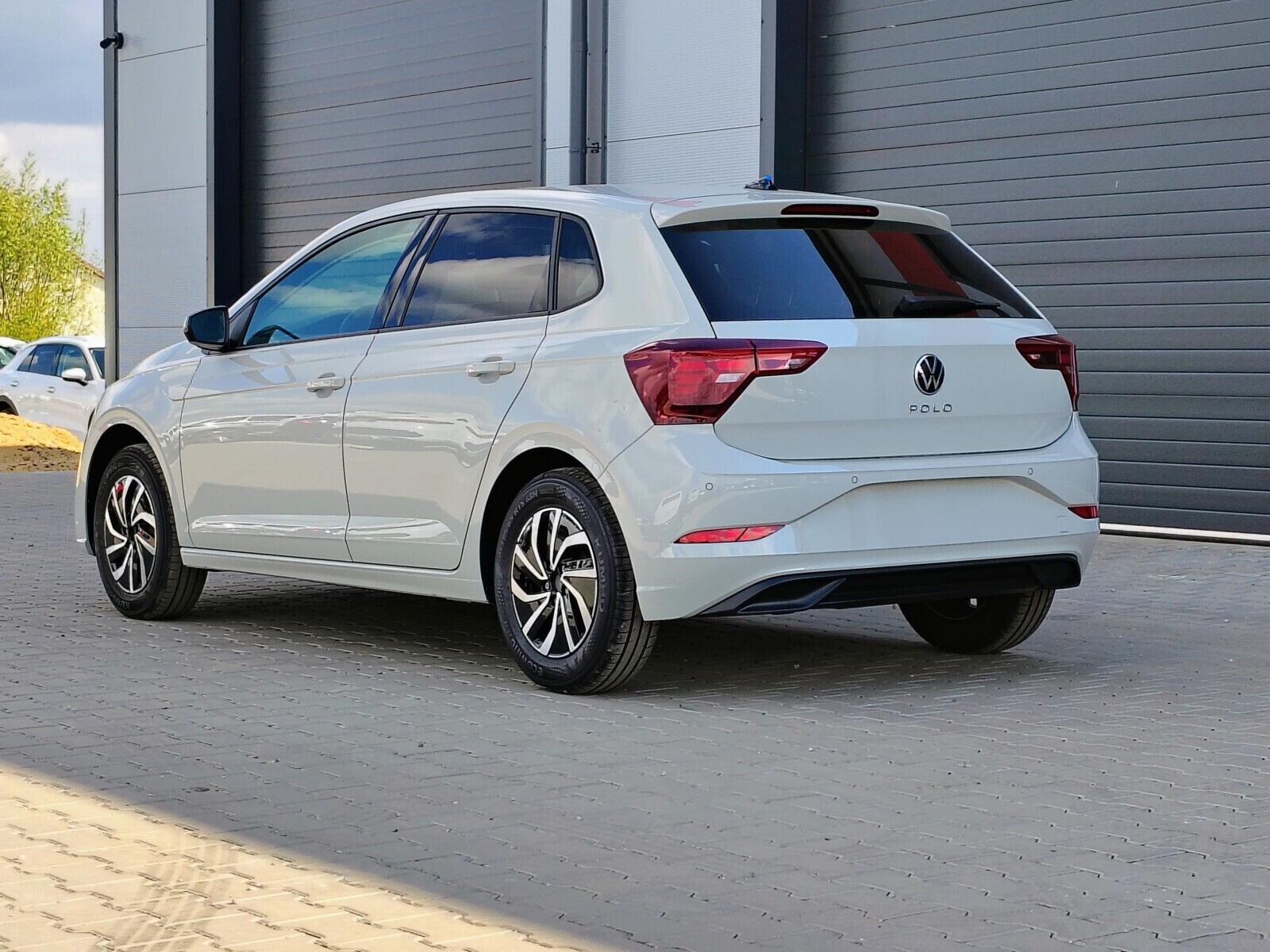 Life Plus 1.0 TSI 95 KM manualna