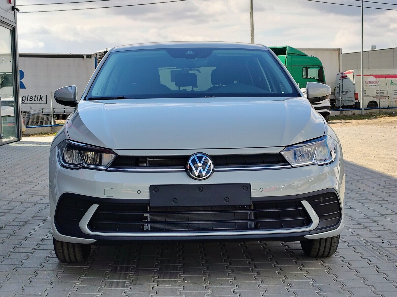 Life Plus 1.0 TSI 95 KM manualna