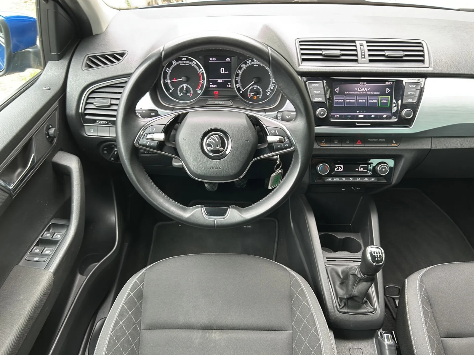 kombi Ambition + Pakiety, Tempomat, Podgrzewane fotele, CarPlay