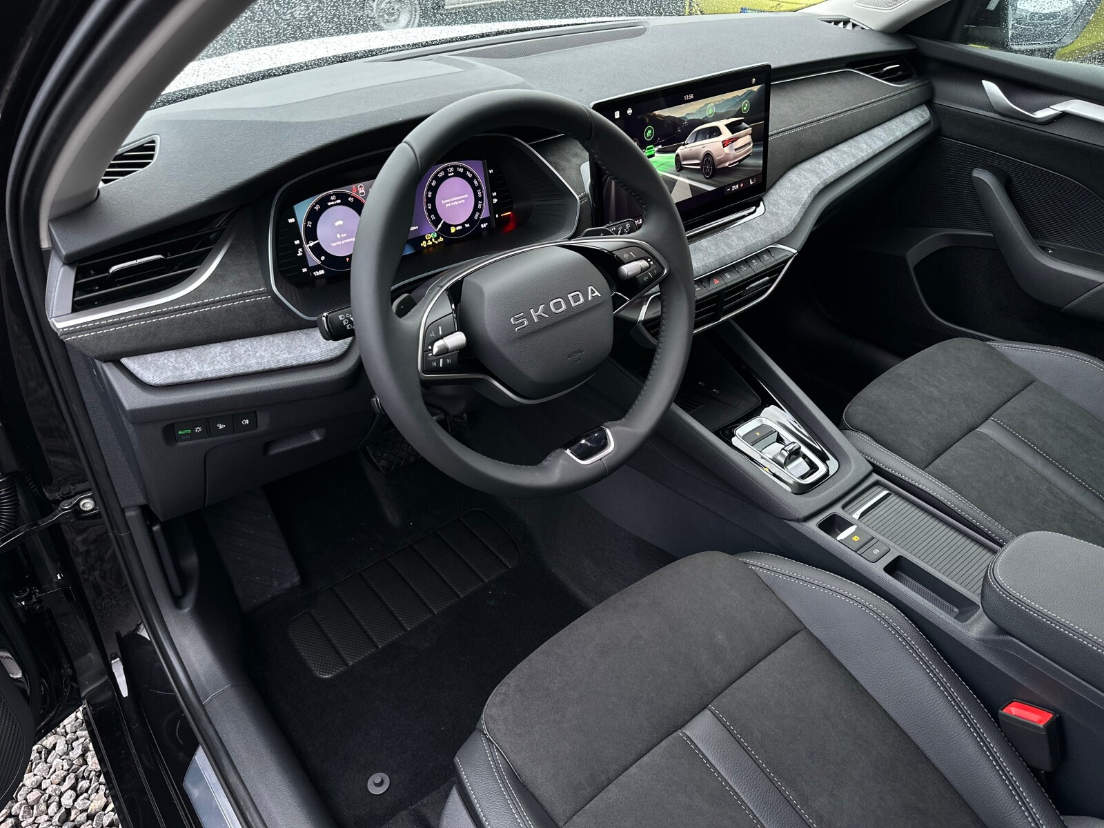 DRIVE Selection 2.0 TDI 150KM DSG Suedia Nawigacja Kamera 360 Matrix