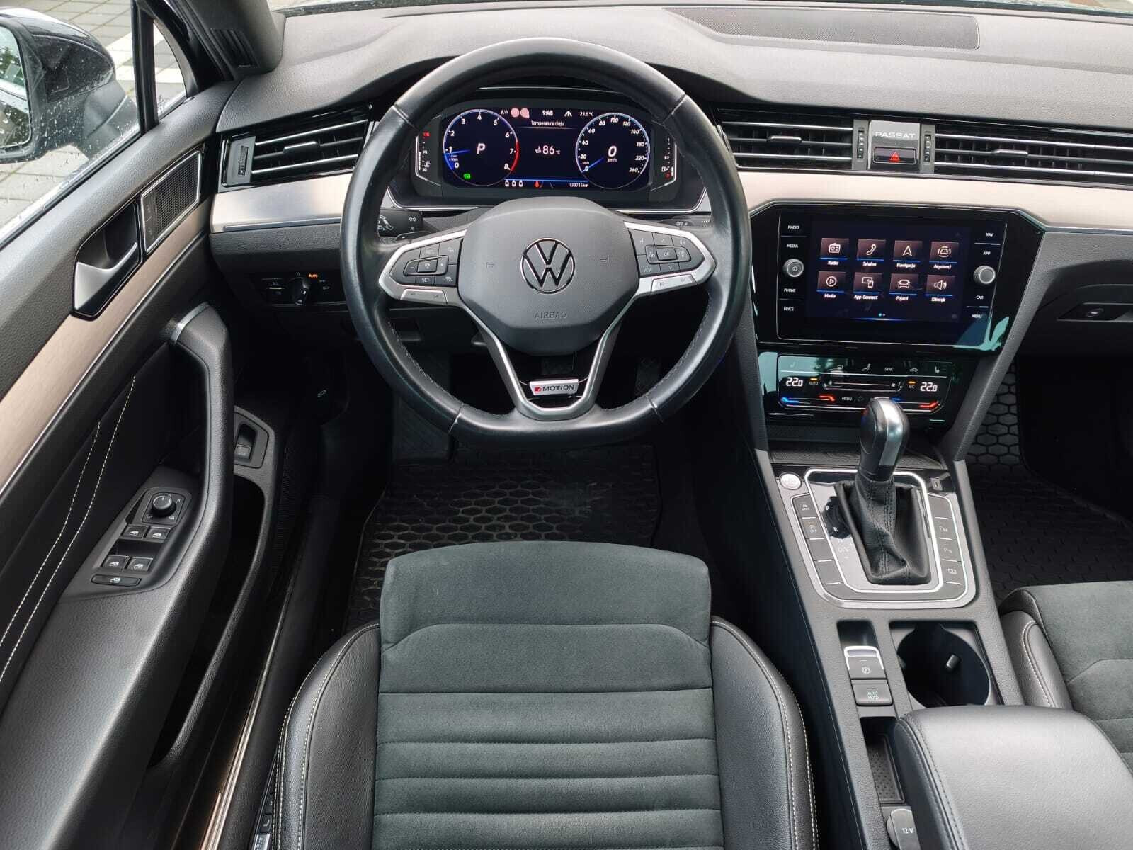 4x4 Elegance + Pakiety, ACC, Kamera, DCC, LED Matrix, GPS, KEYLESS