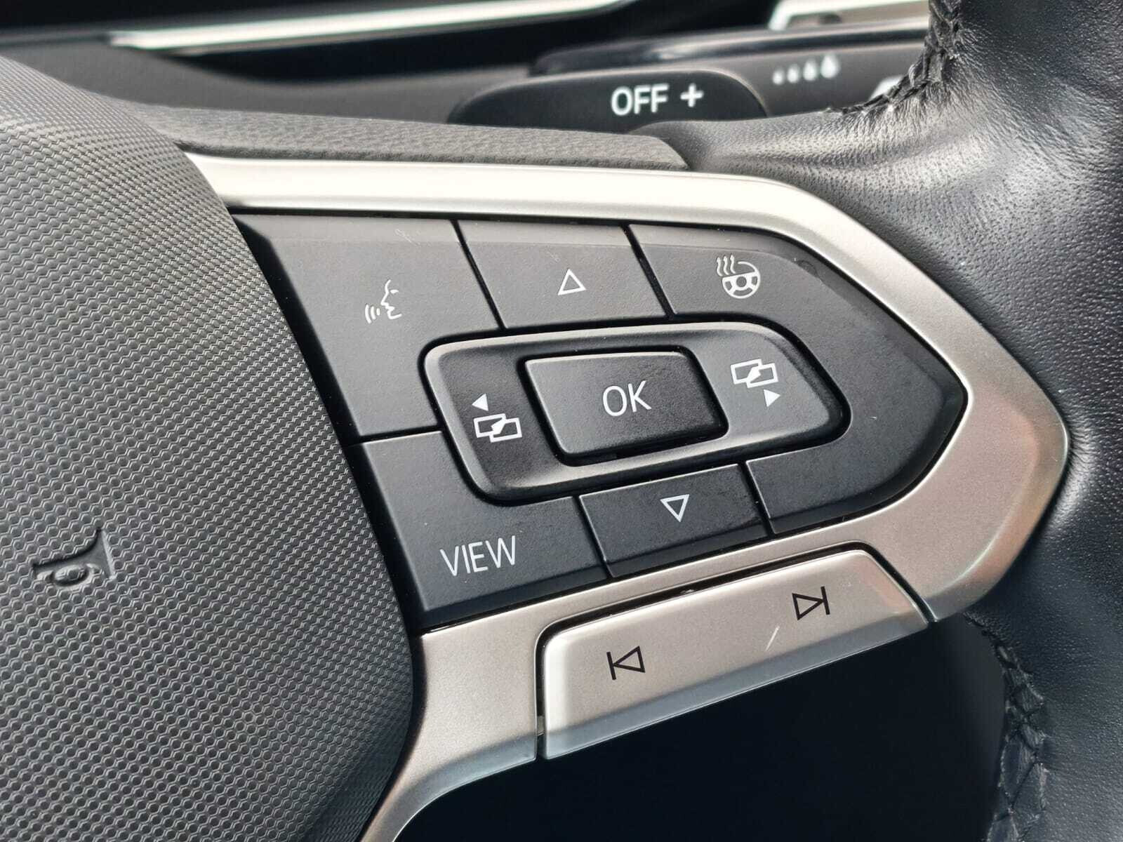 4x4 Elegance + Pakiety, ACC, Kamera, DCC, LED Matrix, GPS, KEYLESS