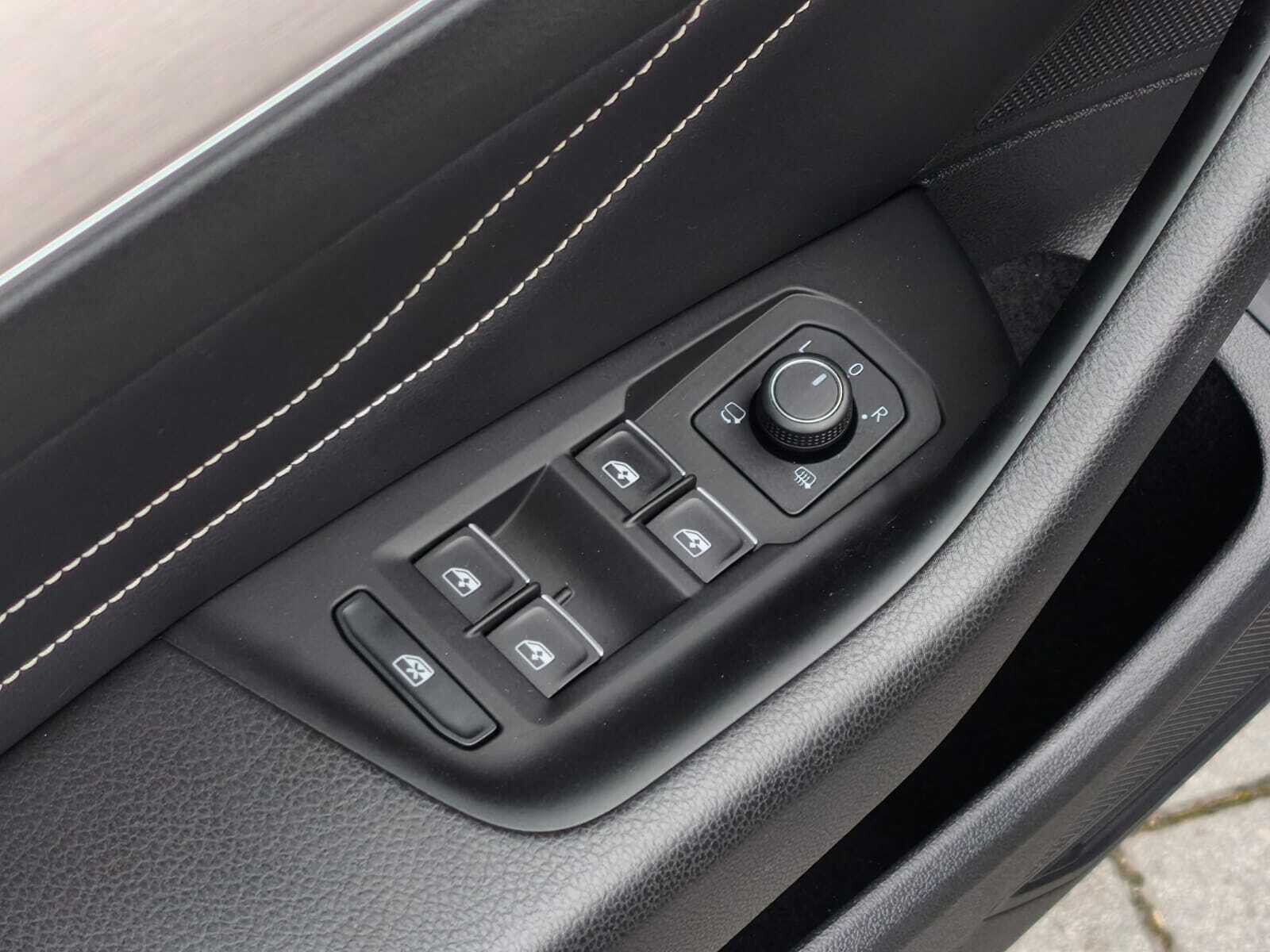 4x4 Elegance + Pakiety, ACC, Kamera, DCC, LED Matrix, GPS, KEYLESS
