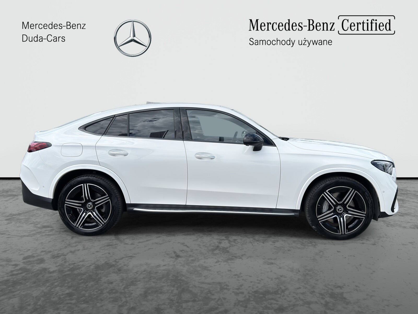 Aktywny tempomat DISTRONIC / Apple CarPlay Android Auto / Kamera 360°