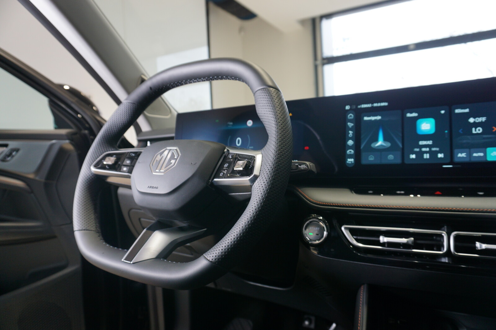 PHEV 272 km Exclusive Demo