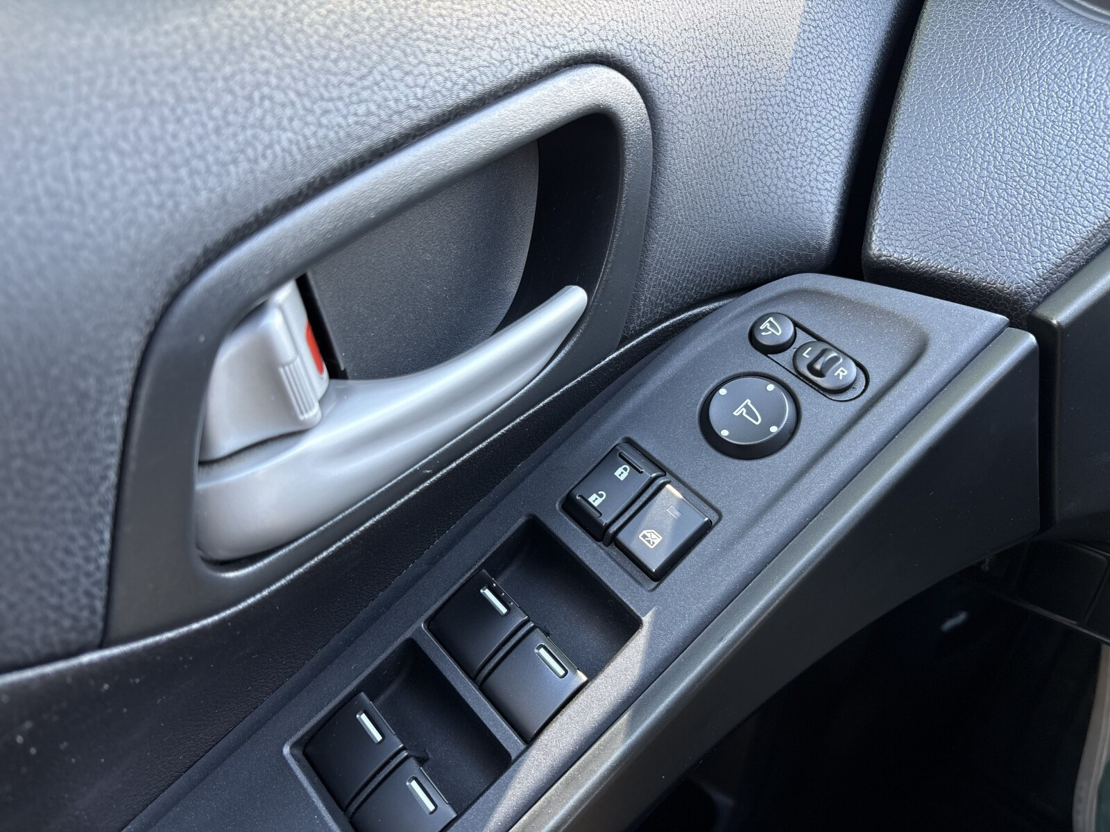 i-VTEC 142KM Tourer Sport | Climatronic | Kamera cofania | Bluetooth