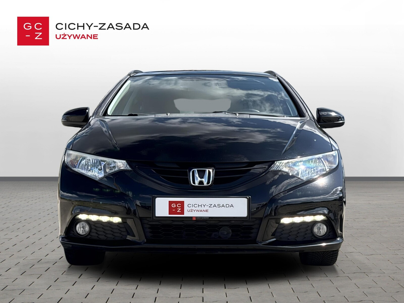 i-VTEC 142KM Tourer Sport | Climatronic | Kamera cofania | Bluetooth