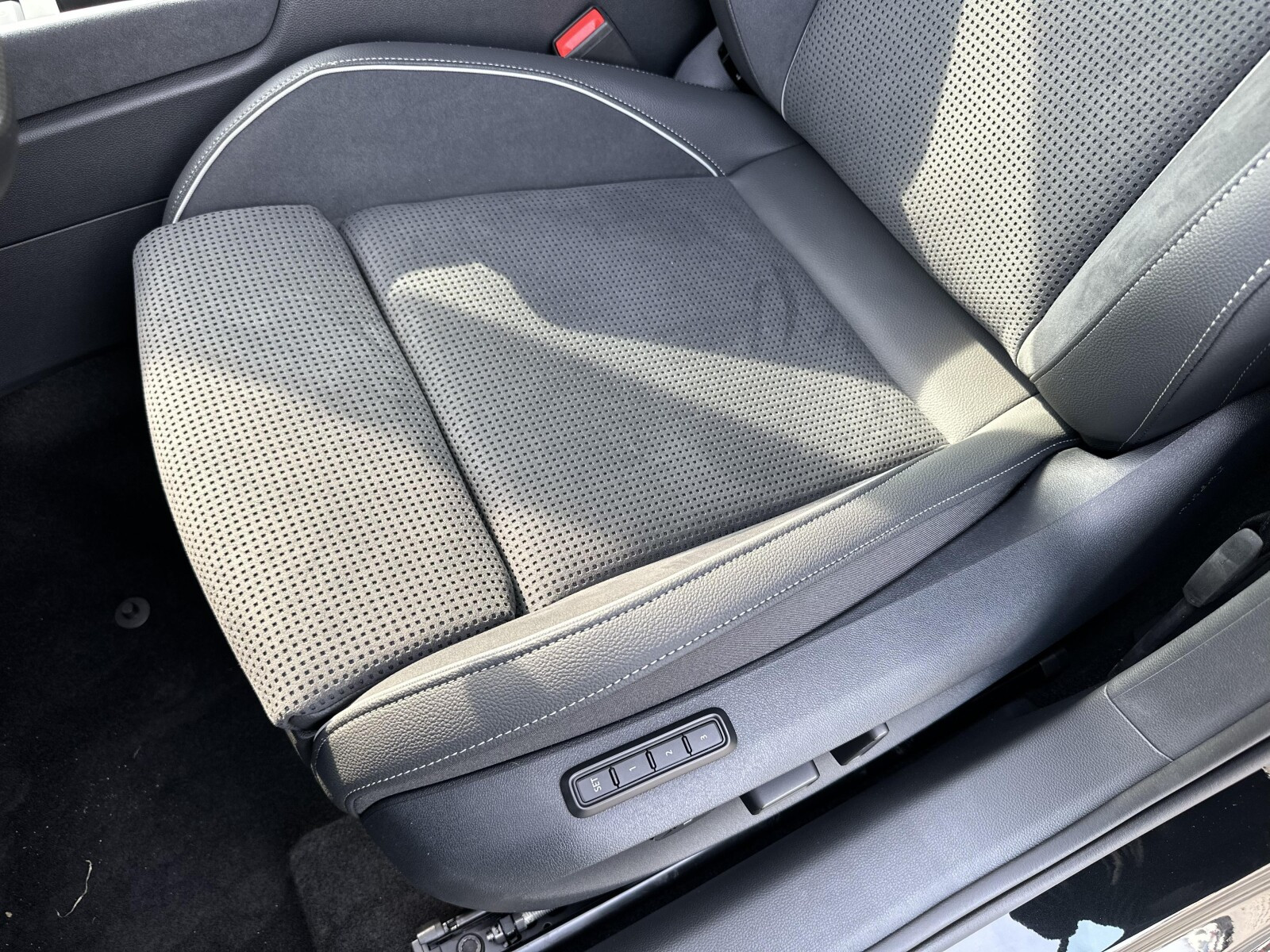 SPORTLINE 2.0 TDI 193KM 4x4 DCC Canton Hak ACC Head-Up