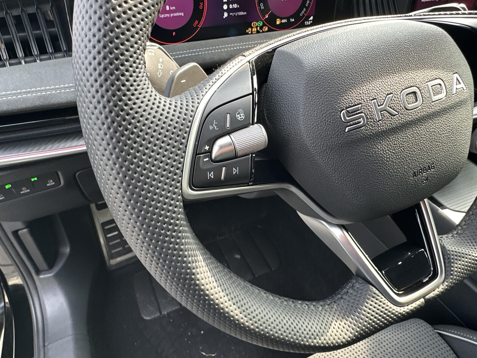 SPORTLINE 2.0 TDI 193KM 4x4 DCC Canton Hak ACC Head-Up