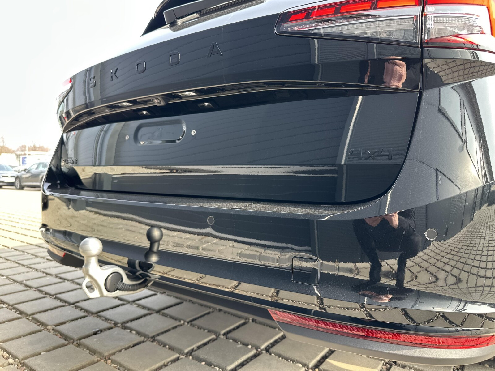 SPORTLINE 2.0 TDI 193KM 4x4 DCC Canton Hak ACC Head-Up