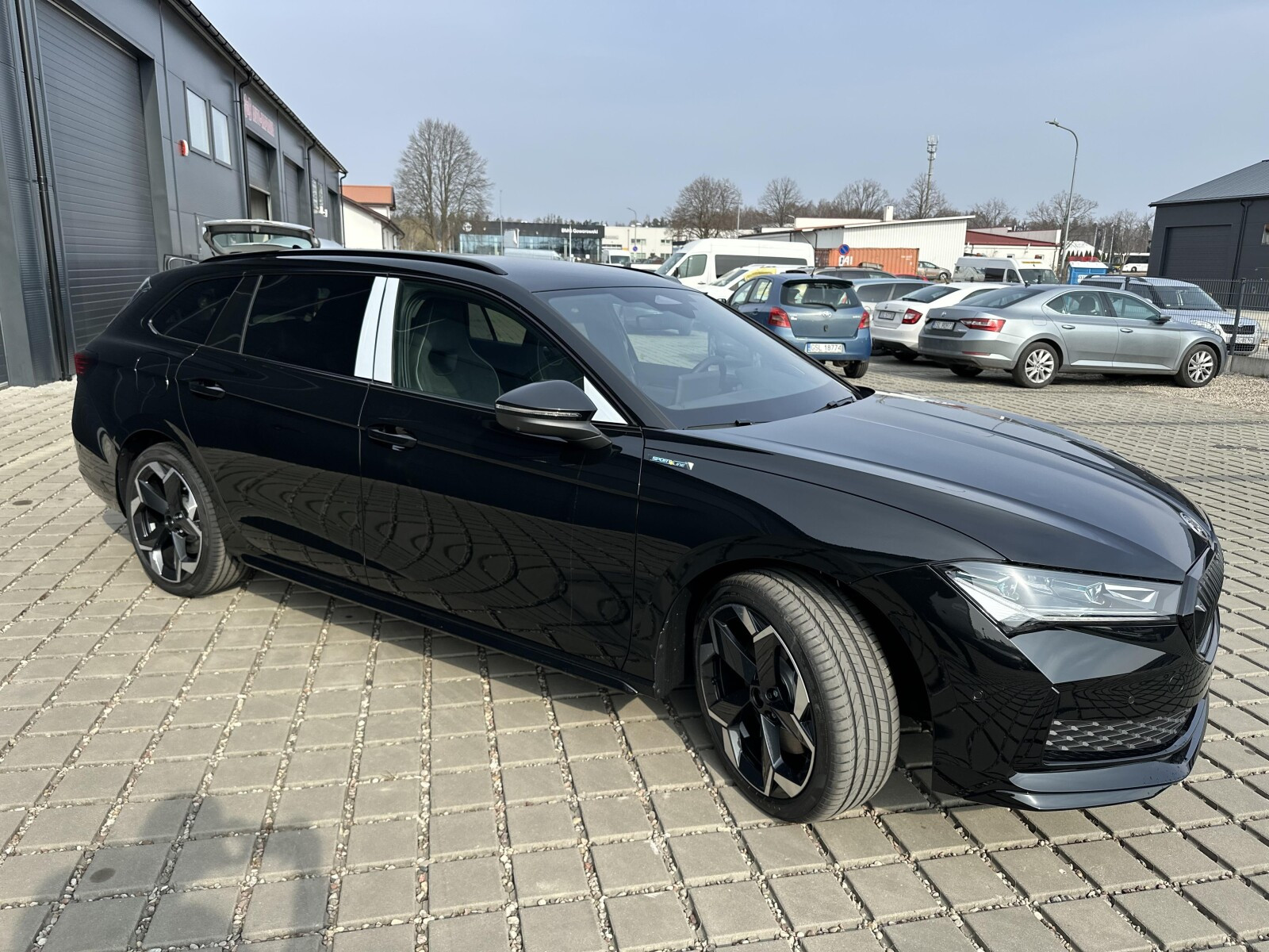 SPORTLINE 2.0 TDI 193KM 4x4 DCC Canton Hak ACC Head-Up