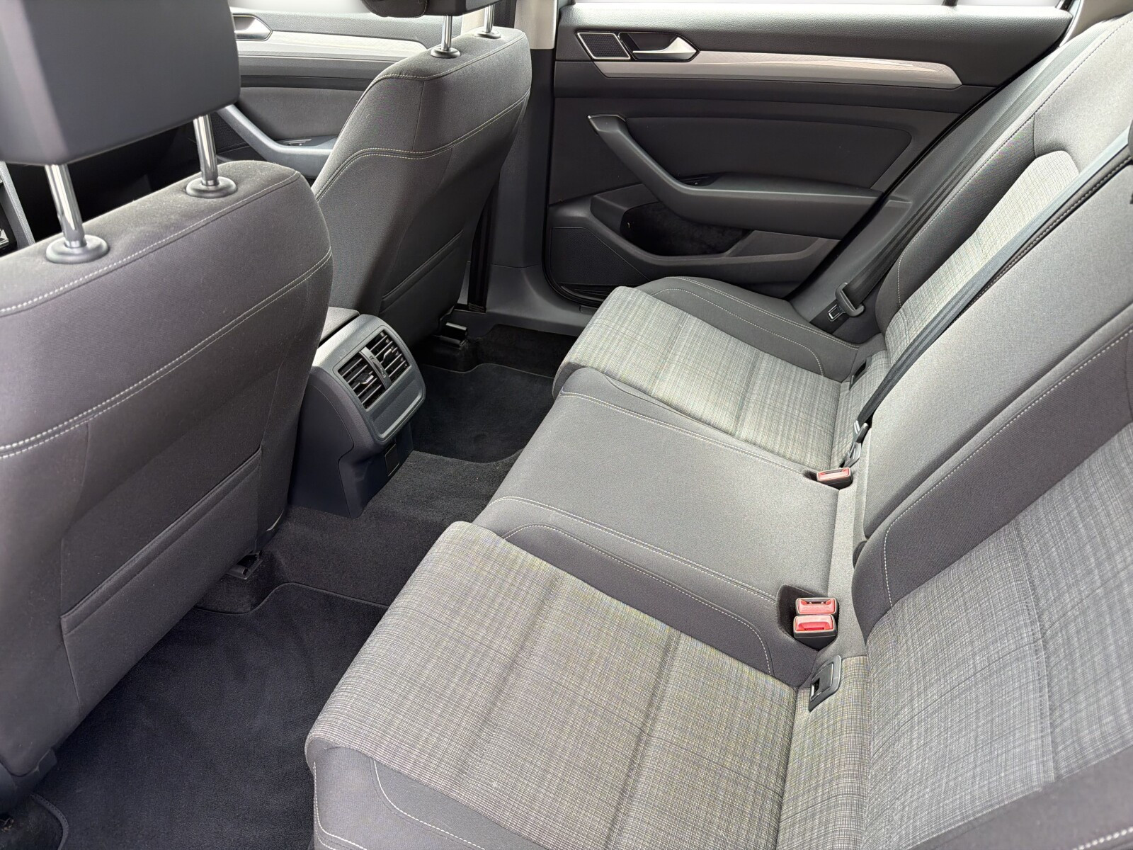 Passat&nbsp;B8 1.5 TSI / 150 KM Business DSG salon PL