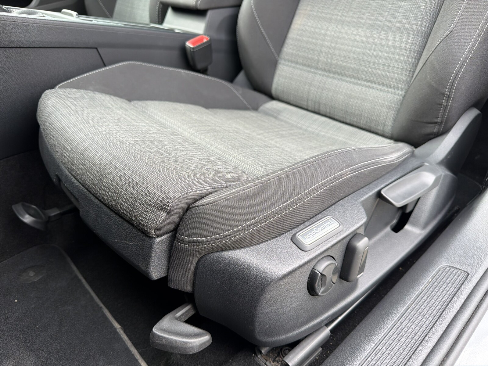 Passat&nbsp;B8 1.5 TSI / 150 KM Business DSG salon PL