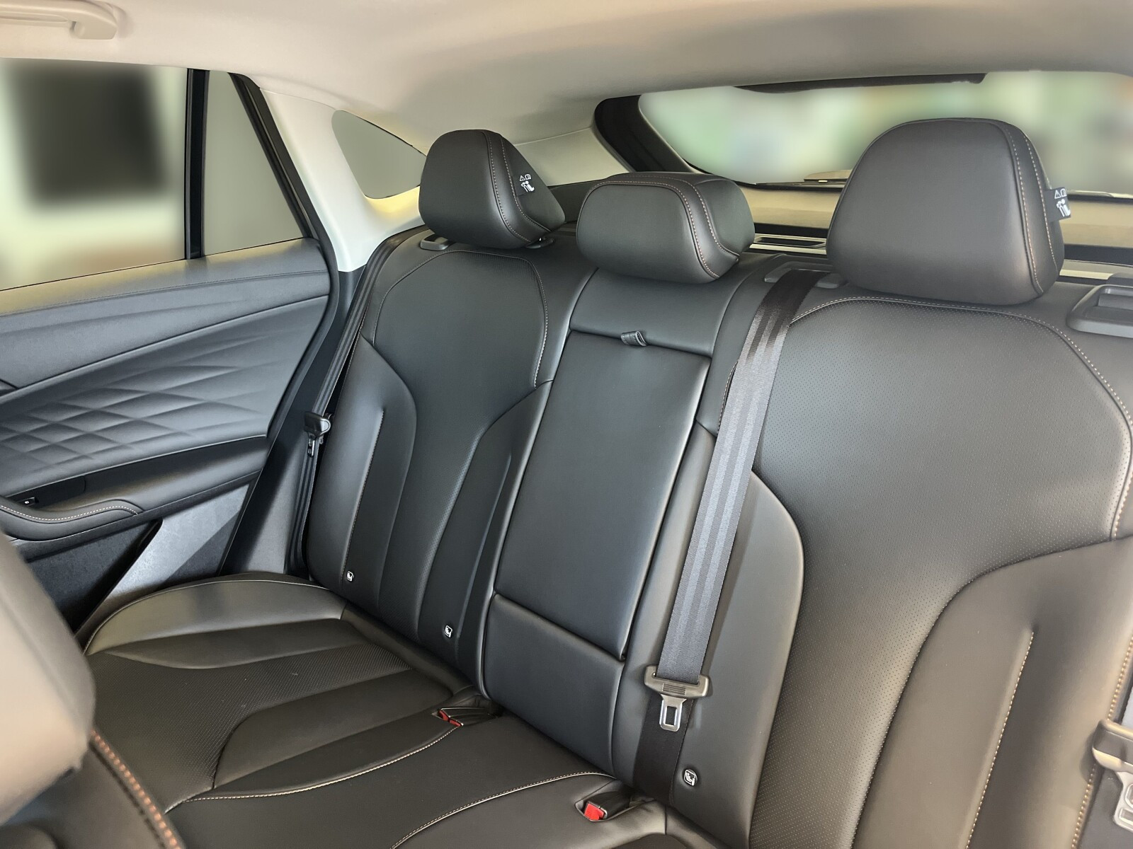 HEV+ Exclusive AT 224 KM Heat Pack