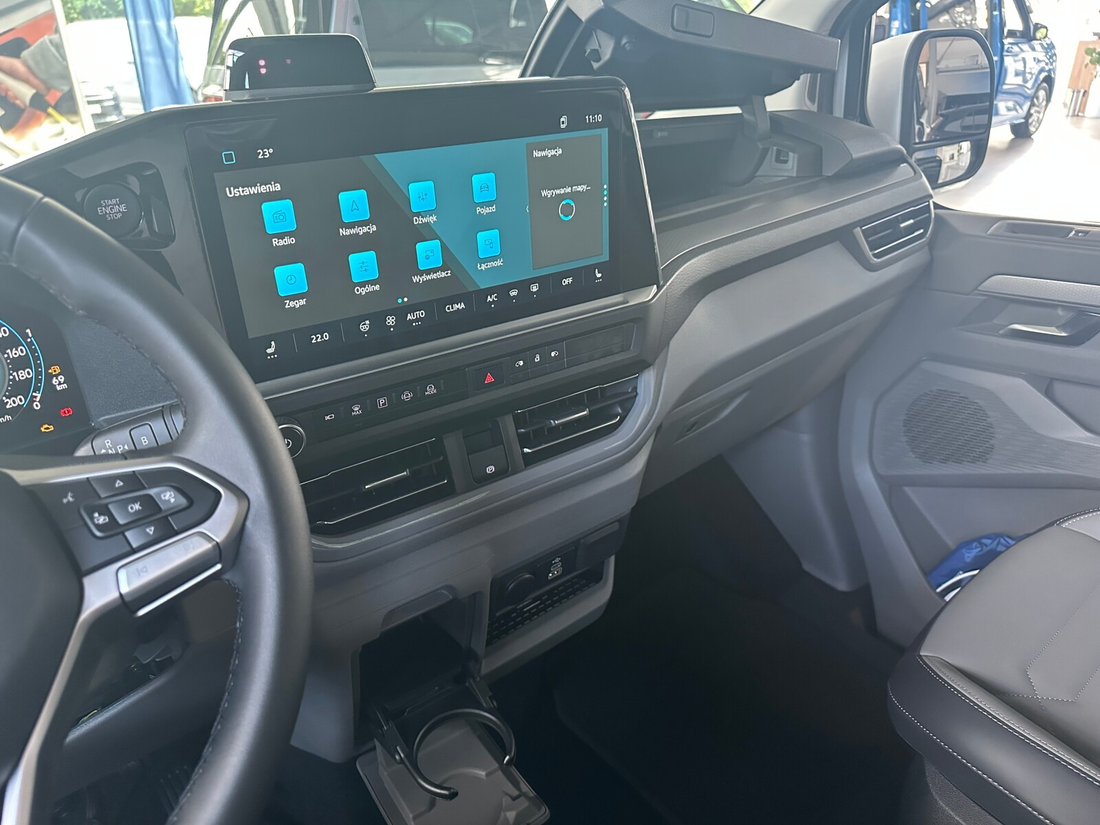 Style silnik: 2,5 l eHybrid 232 KM