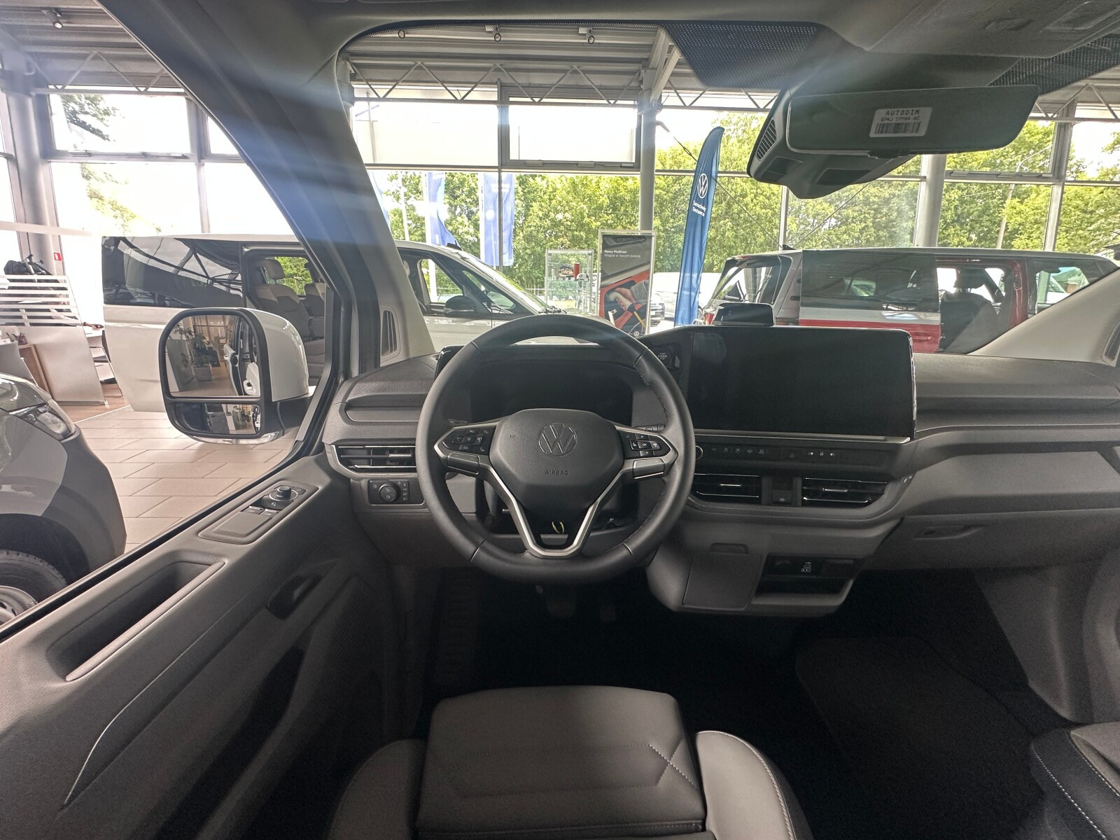Style silnik: 2,5 l eHybrid 232 KM