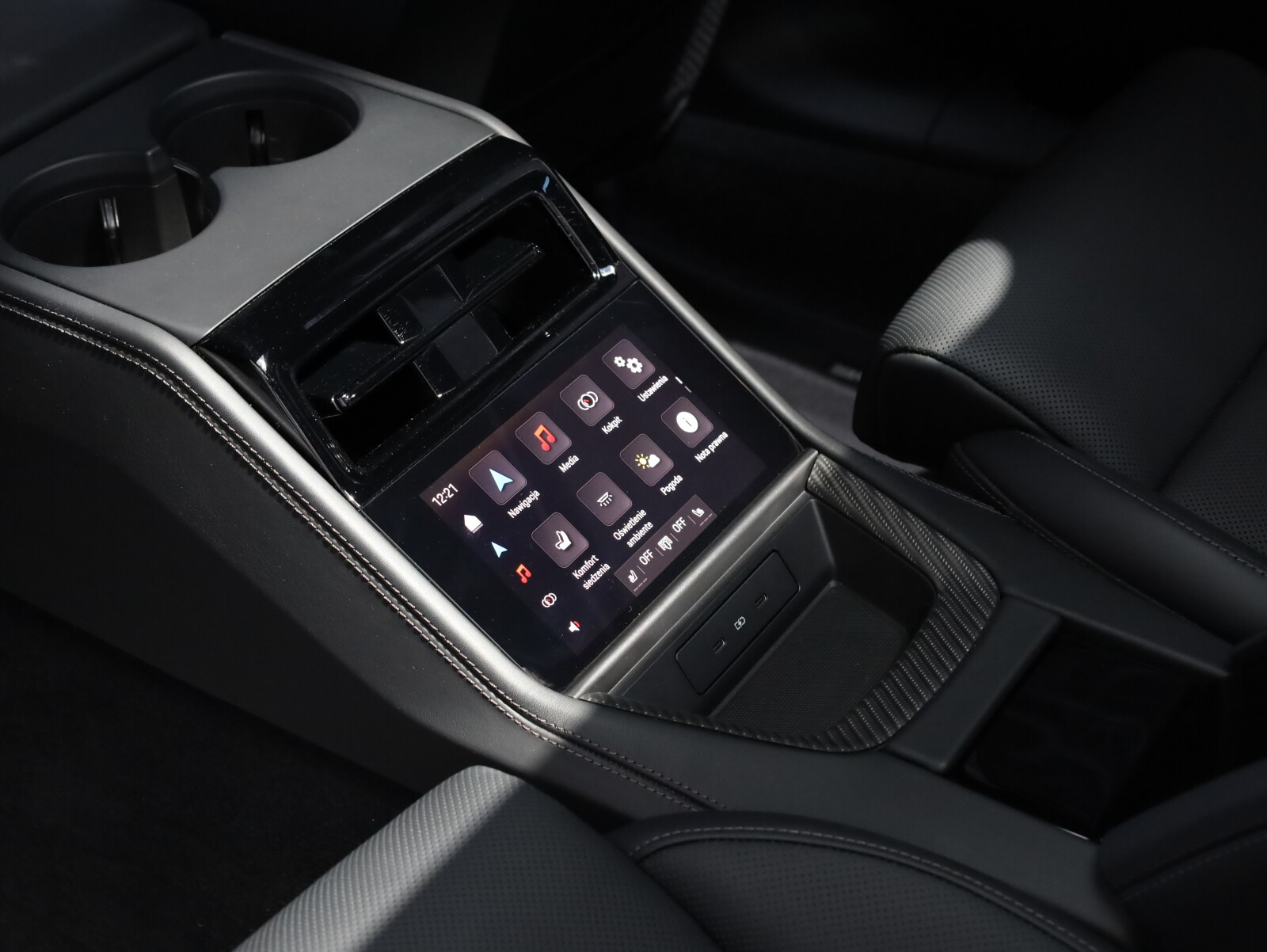 Executive 470KM ActiveRide/Skretna oś/SportDesign  WYNAJEM