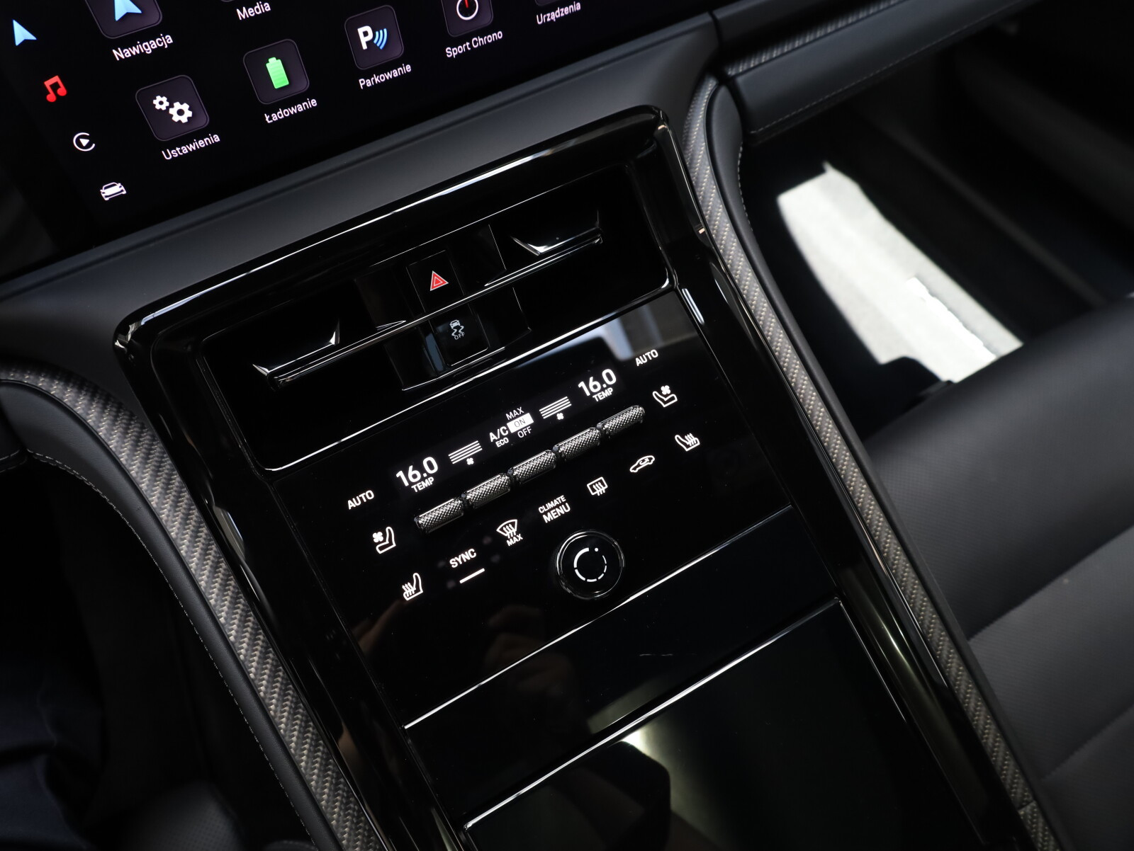 Executive 470KM ActiveRide/Skretna oś/SportDesign  WYNAJEM