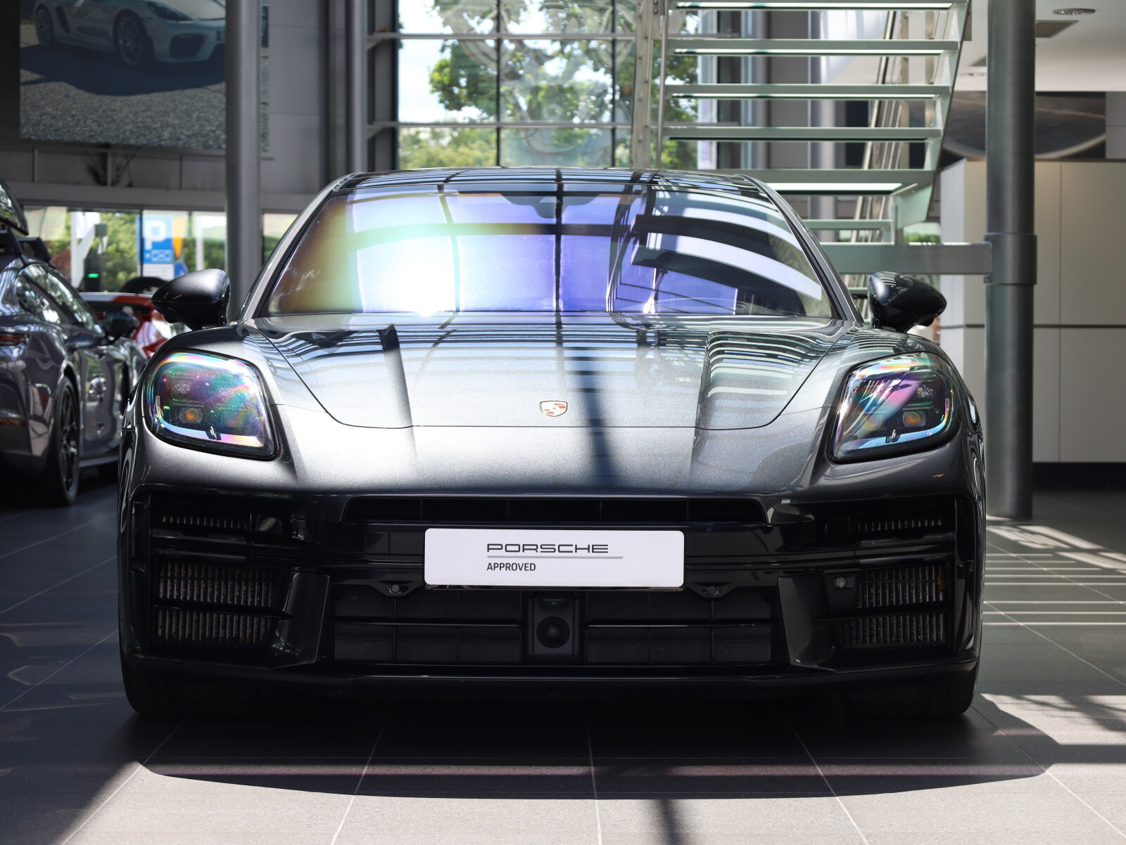 Executive 470KM ActiveRide/Skretna oś/SportDesign  WYNAJEM