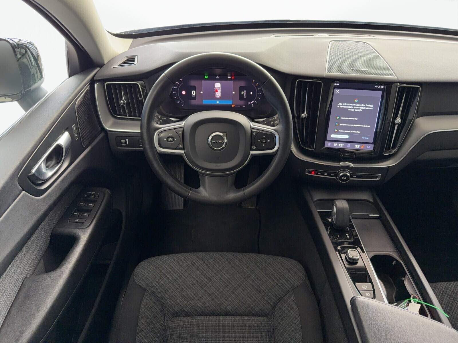 2.0 B4 D Momentum Pro AWD mhev 197 KM Automat FV Vat 23%
