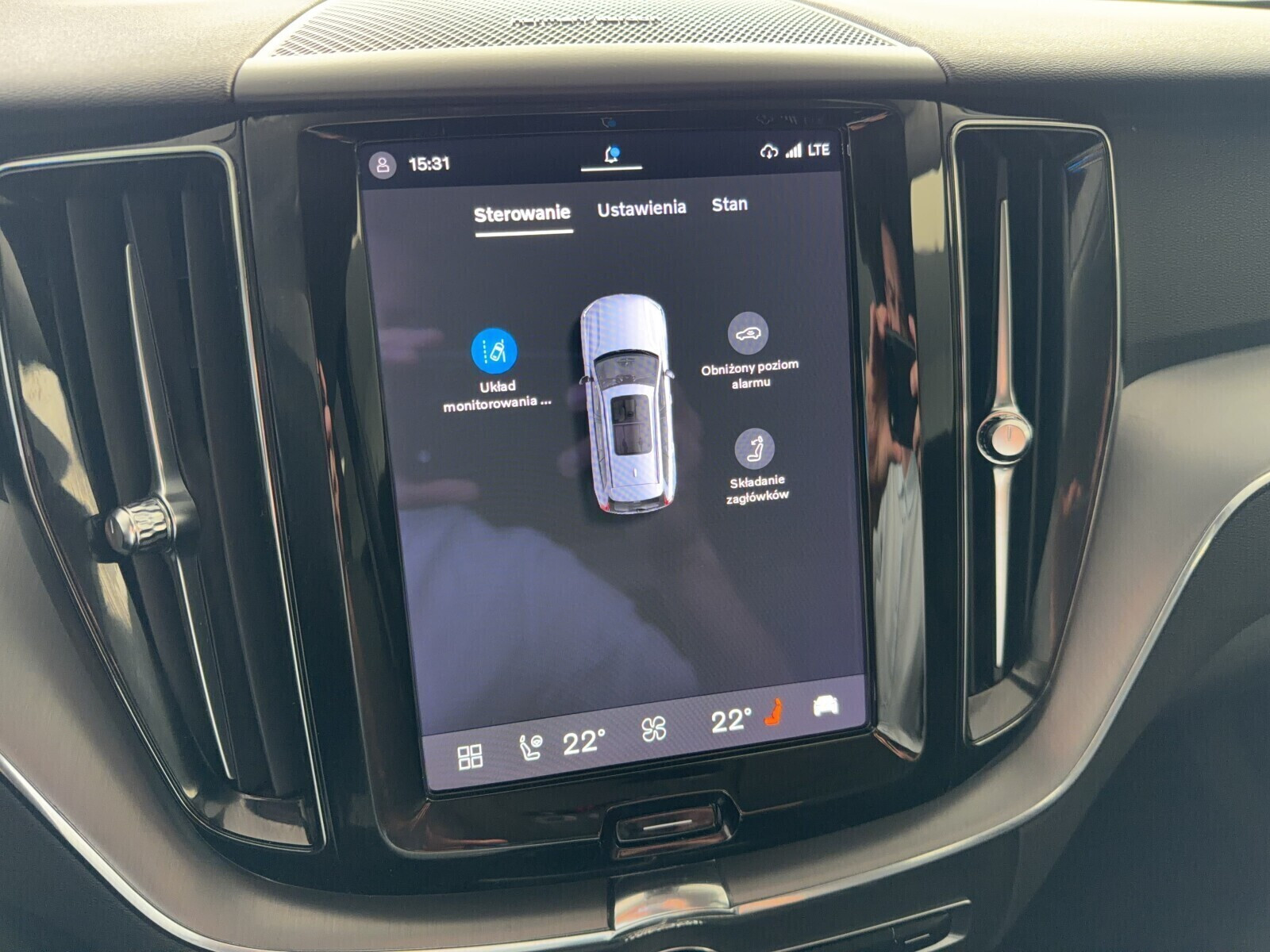 2.0 B4 D Momentum Pro AWD mhev 197 KM Automat FV Vat 23%