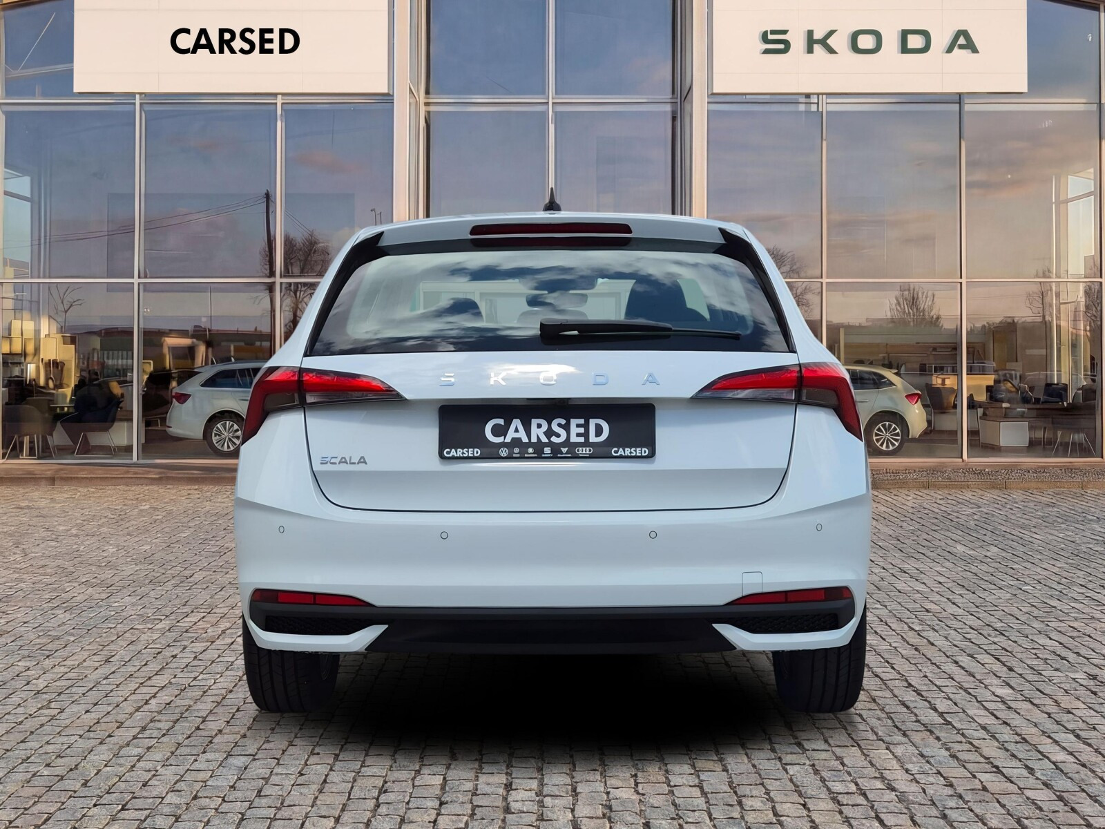 Drive 1.0 TSI DSG Auto z placu