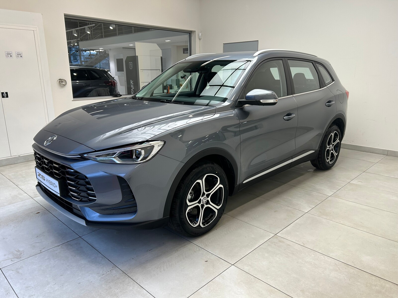 MG ZS Hybrid+