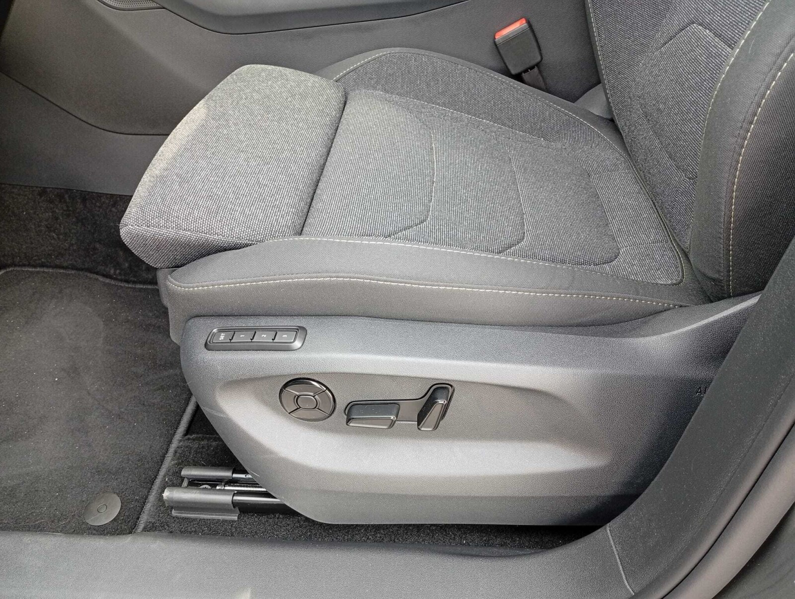 Drive 2.0 TDI 142 kW (193 KM) 7-biegowa automatyczna DSG 4x4