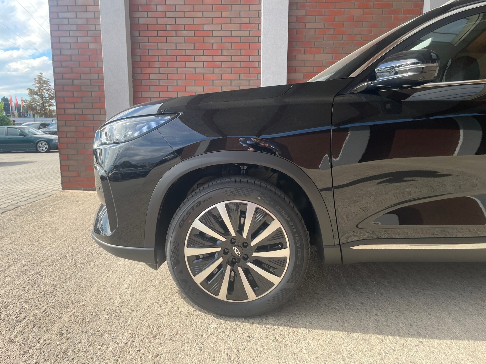 Prestige PHEV dostępny od ręki
