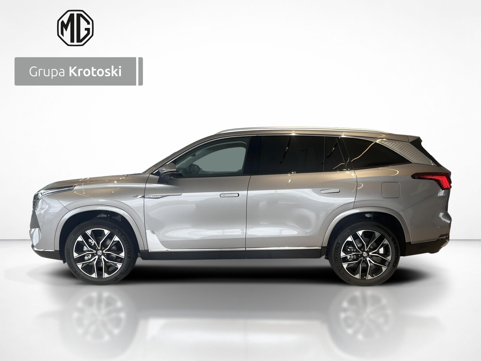 PHEV AT&nbsp;Exclusive 299&nbsp;KM