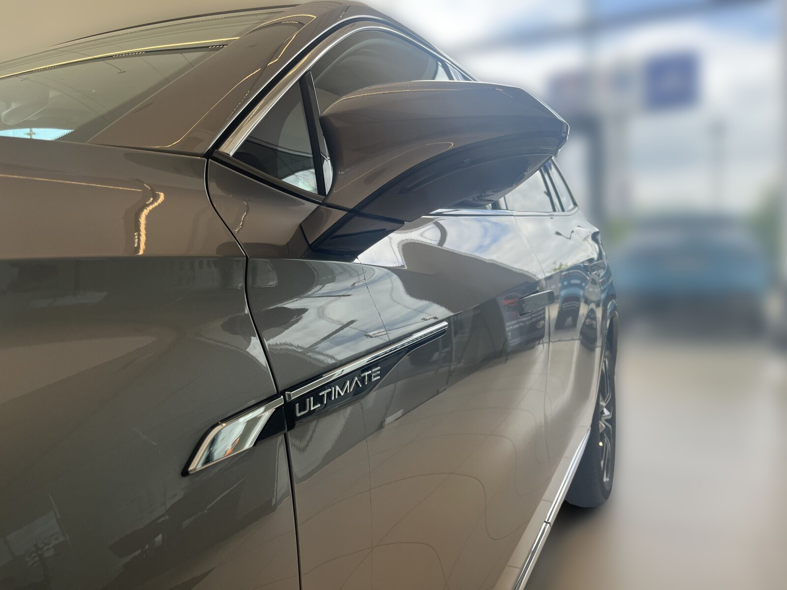 PHEV AT&nbsp;Exclusive 299&nbsp;KM