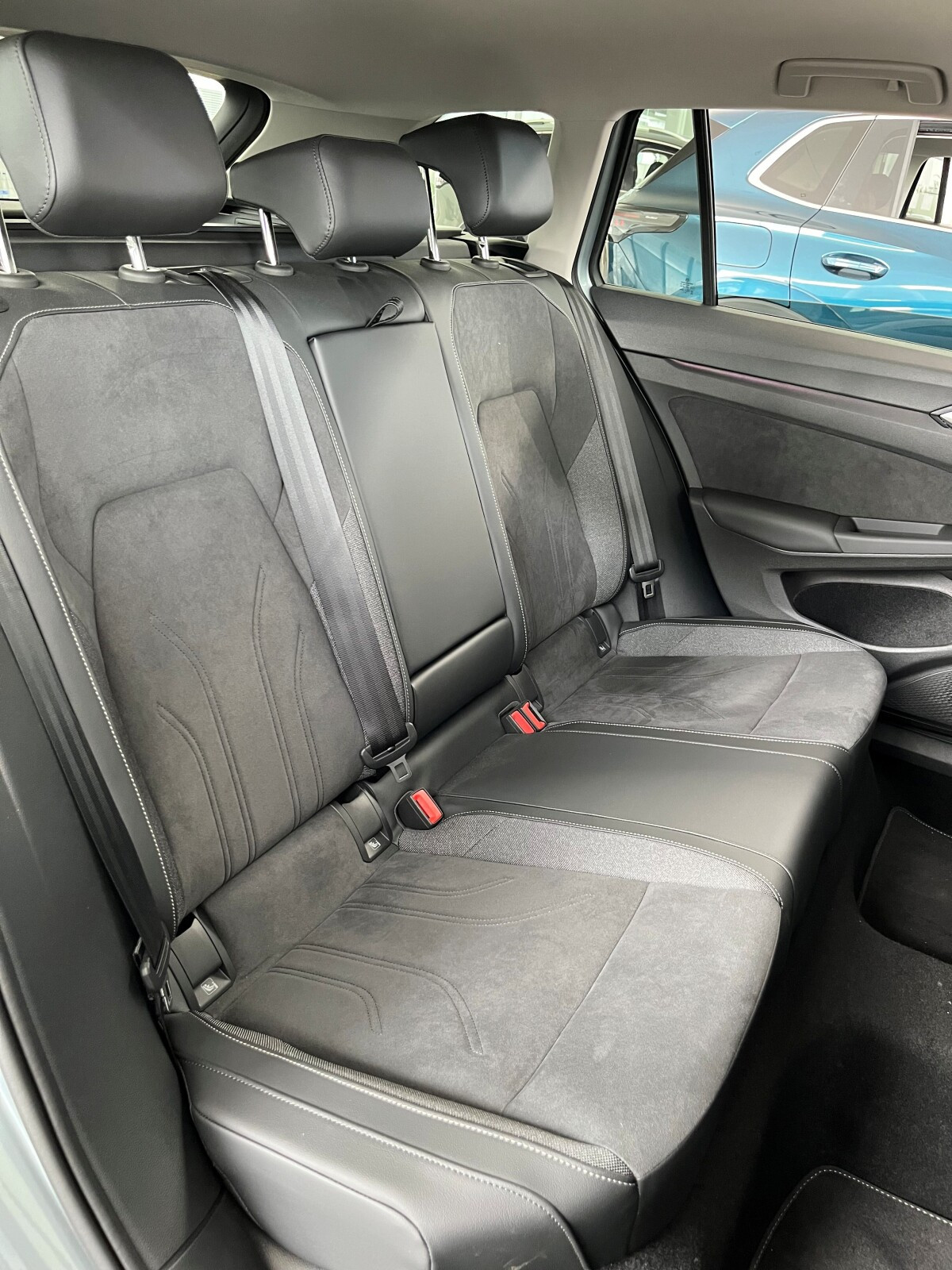 Variant Life Plus 2.0 TDI 150 KM DSG / HAK / LED Plus / Sport Comfort