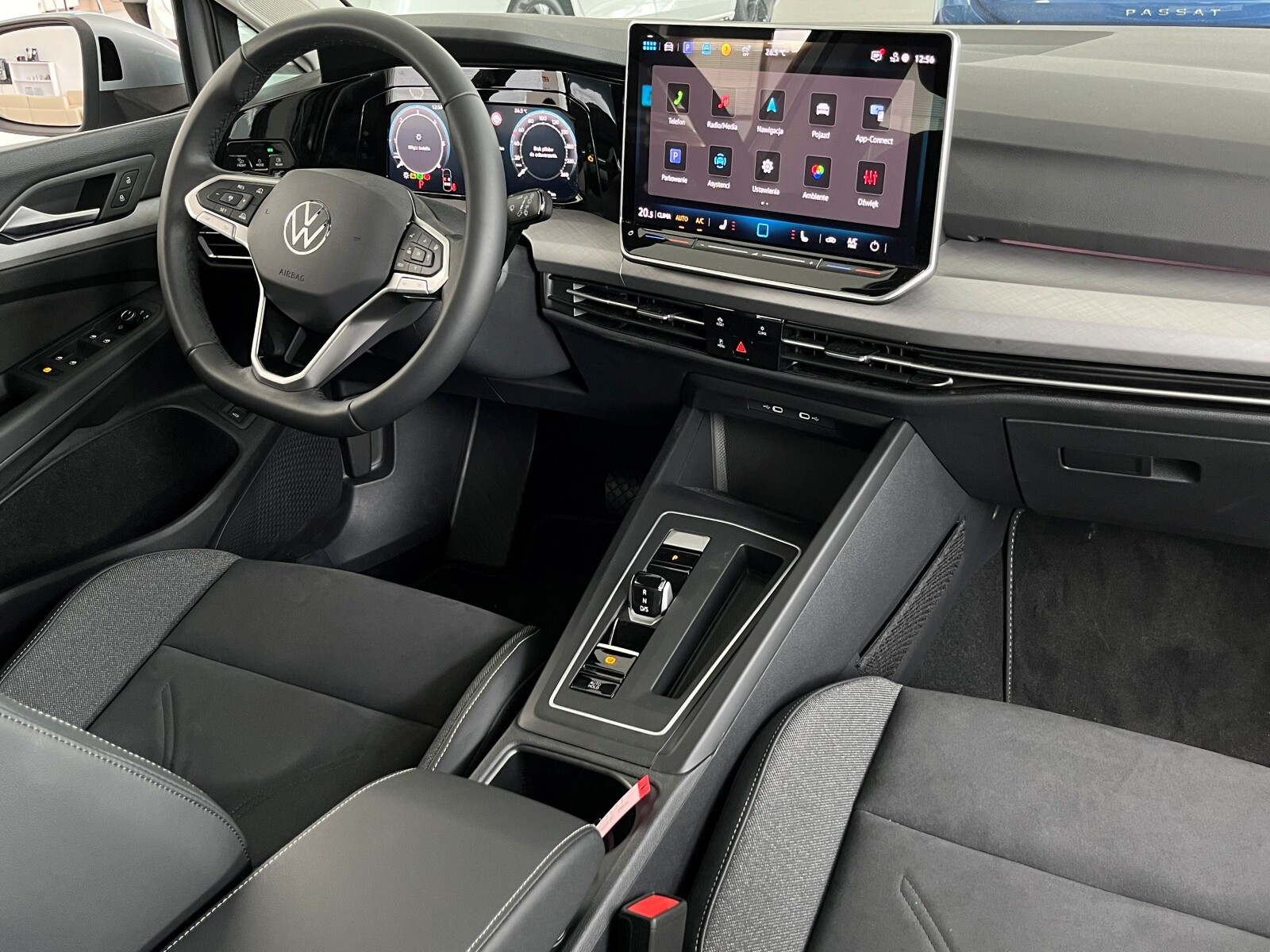 Variant Life Plus 2.0 TDI 150 KM DSG / HAK / LED Plus / Sport Comfort