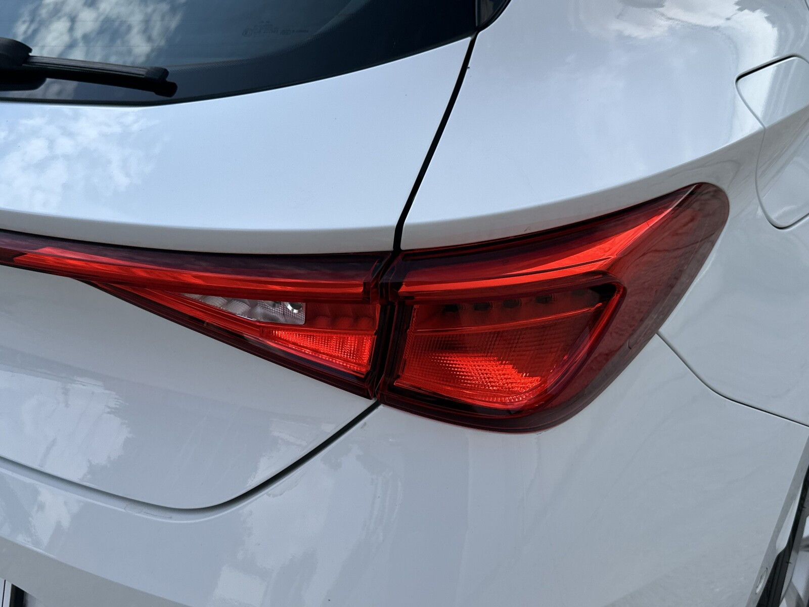 1.0 TSI 110KM Pakiet Vision Pakiet Zimowy Kamera cofania FV23%