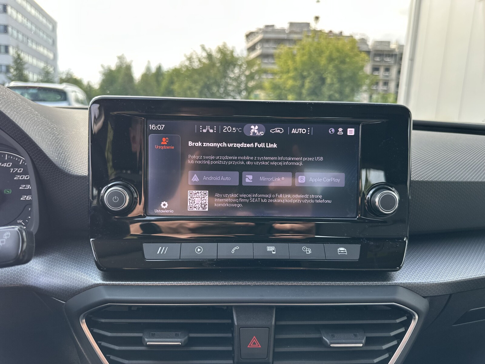 1.0 TSI 110KM Pakiet Vision Pakiet Zimowy Kamera cofania FV23%