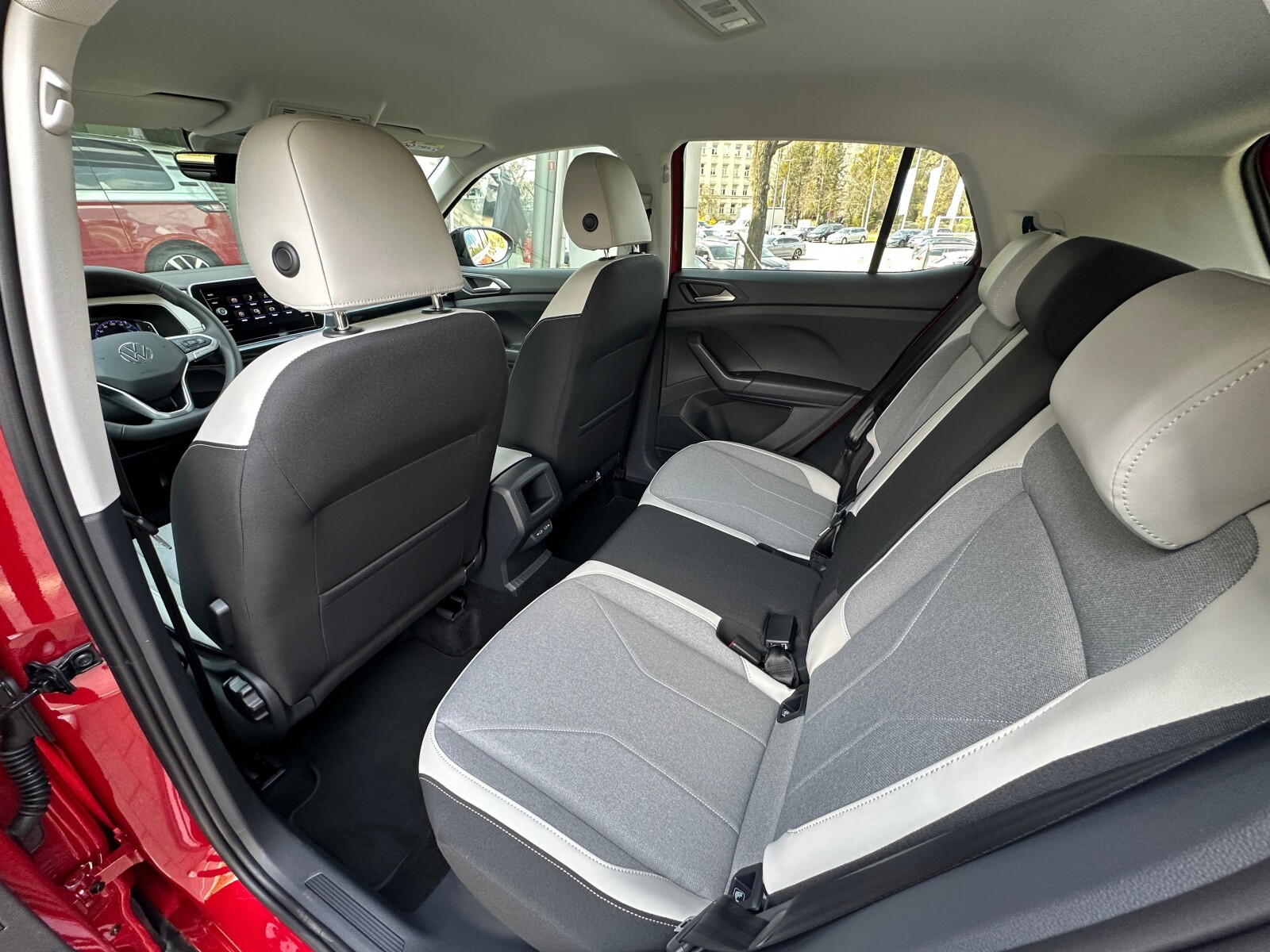 Style 1.0 TSI, 116KM DSG, 7-stopniowa, Pakiet Comfort, Czujnik deszczu