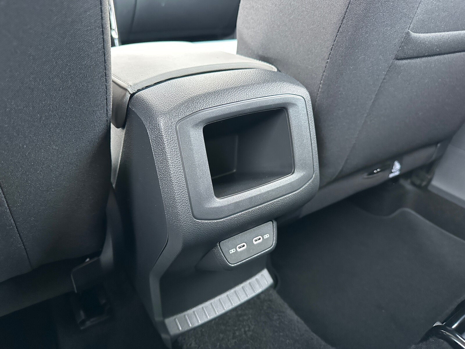 Style 1.0 TSI, 116KM DSG, 7-stopniowa, Pakiet Comfort, Czujnik deszczu