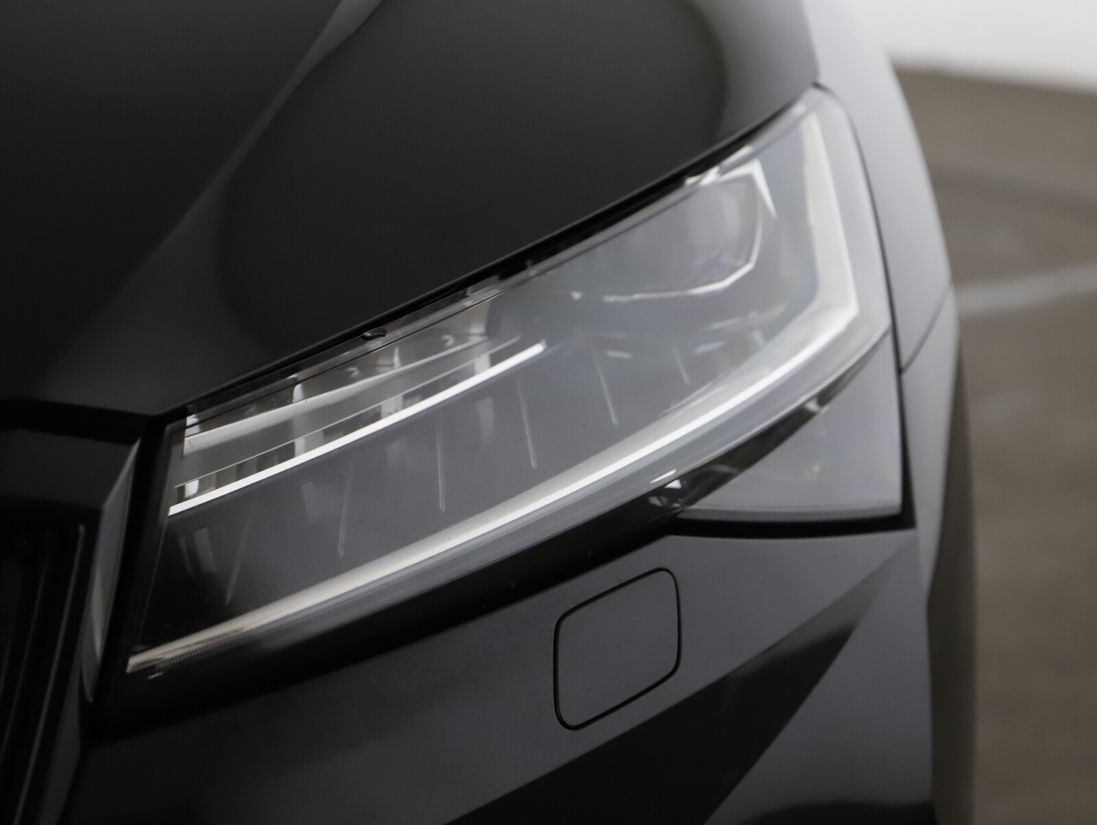 Superb 2.0 TDI SCR 4x4 Sportline DSG,200KM,fv23%vat