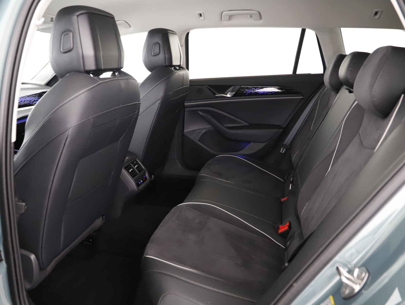 Passat 2.0 TDI SCR Elegance DSG,150KM fv23%vat