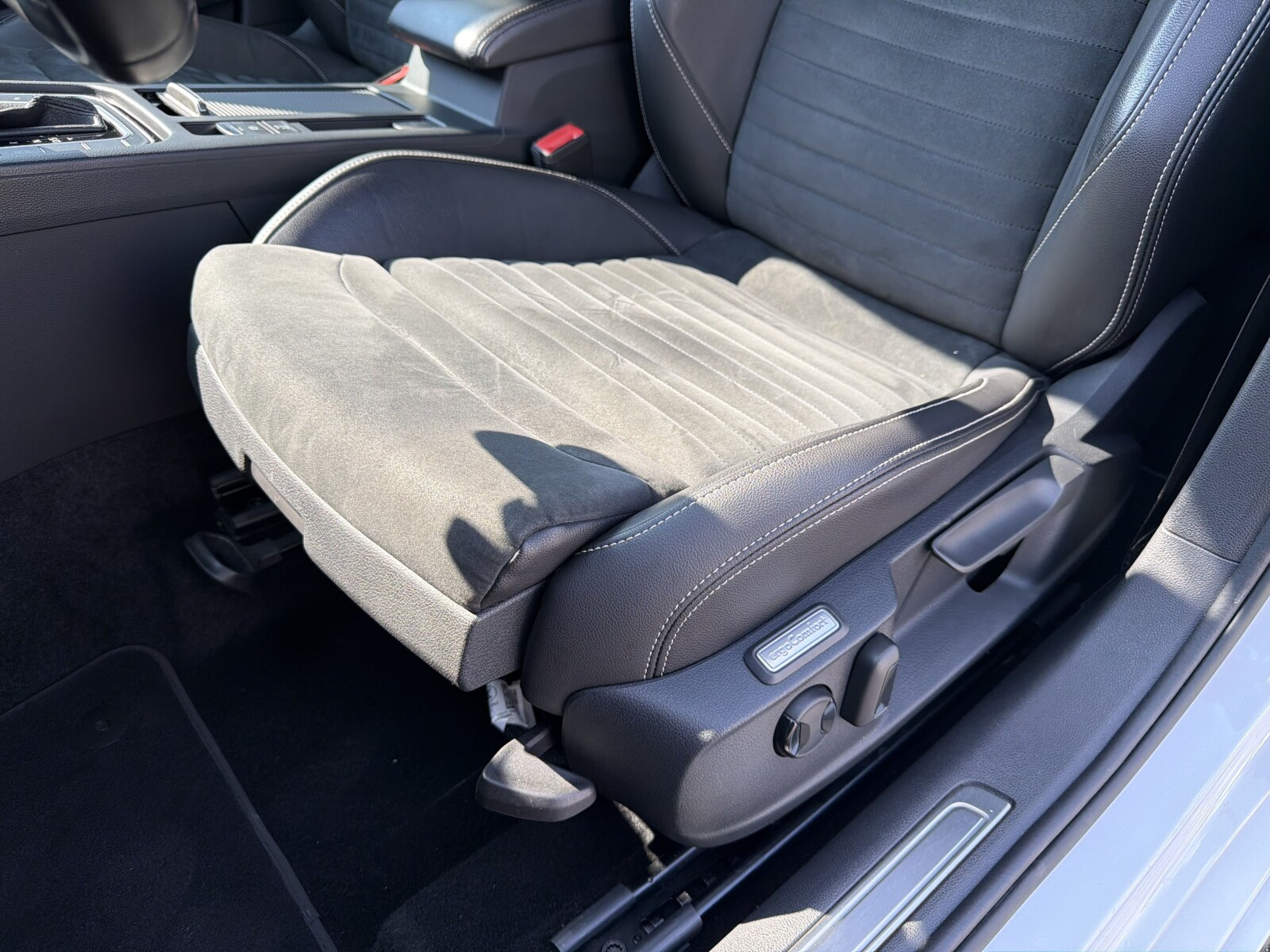 B8 Elegance 2.0 TDI 150 KM DSG / 1 właściciel / bezwypadkowy /