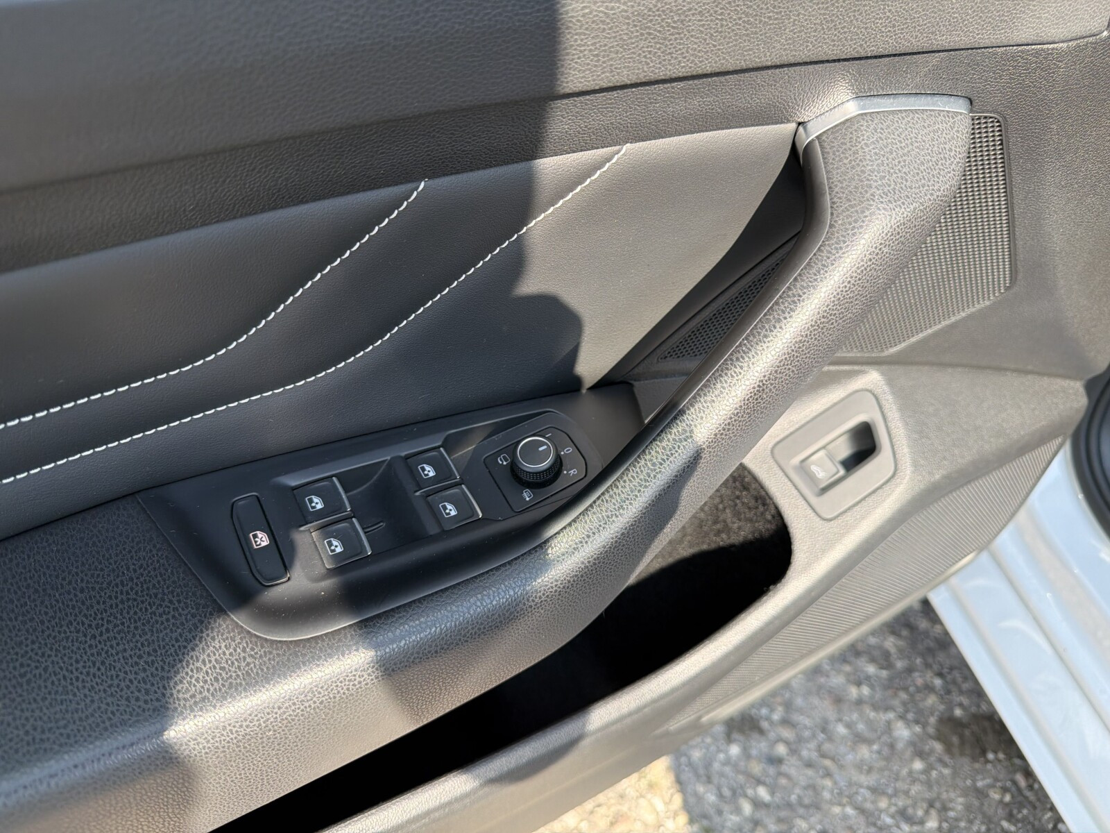 B8 Elegance 2.0 TDI 150 KM DSG / 1 właściciel / bezwypadkowy /