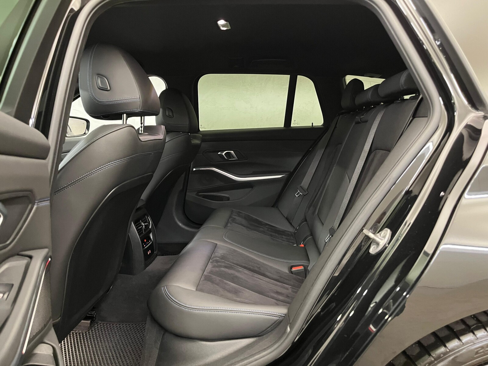 320d xDrive, M Pakiet, Fakura 23%, Hi-Fi, ASO, Gwarancja fabryczna
