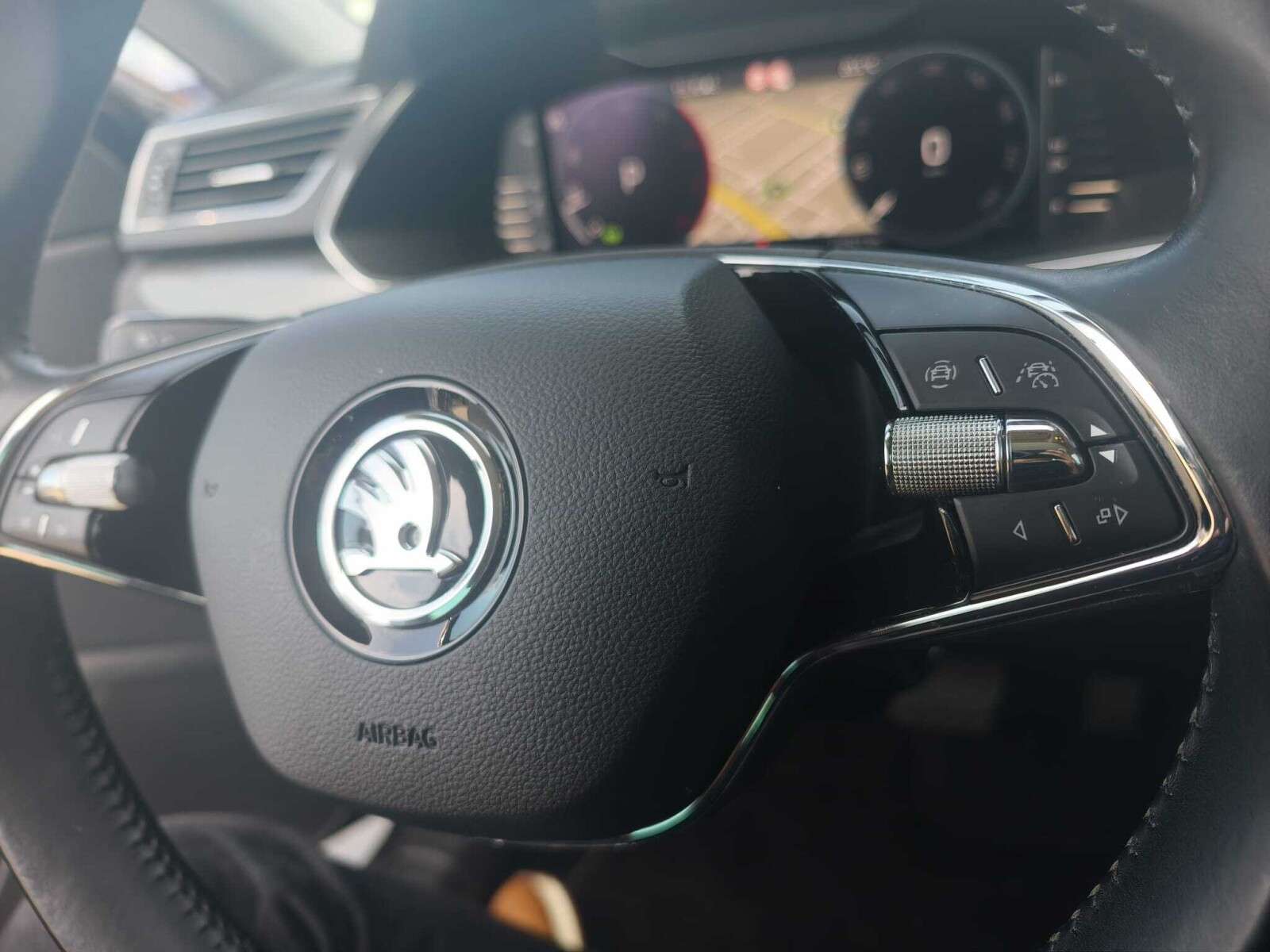 Superb Combi Style 2.0 TDI 200 KM DSG | Matrix| Pano| Webas | Hak