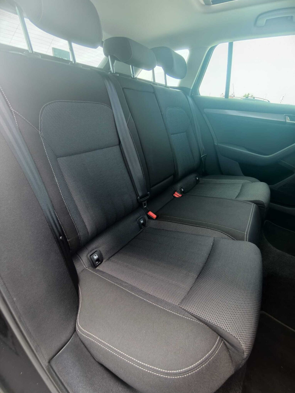 Superb Combi Style 2.0 TDI 200 KM DSG | Matrix| Pano| Webas | Hak