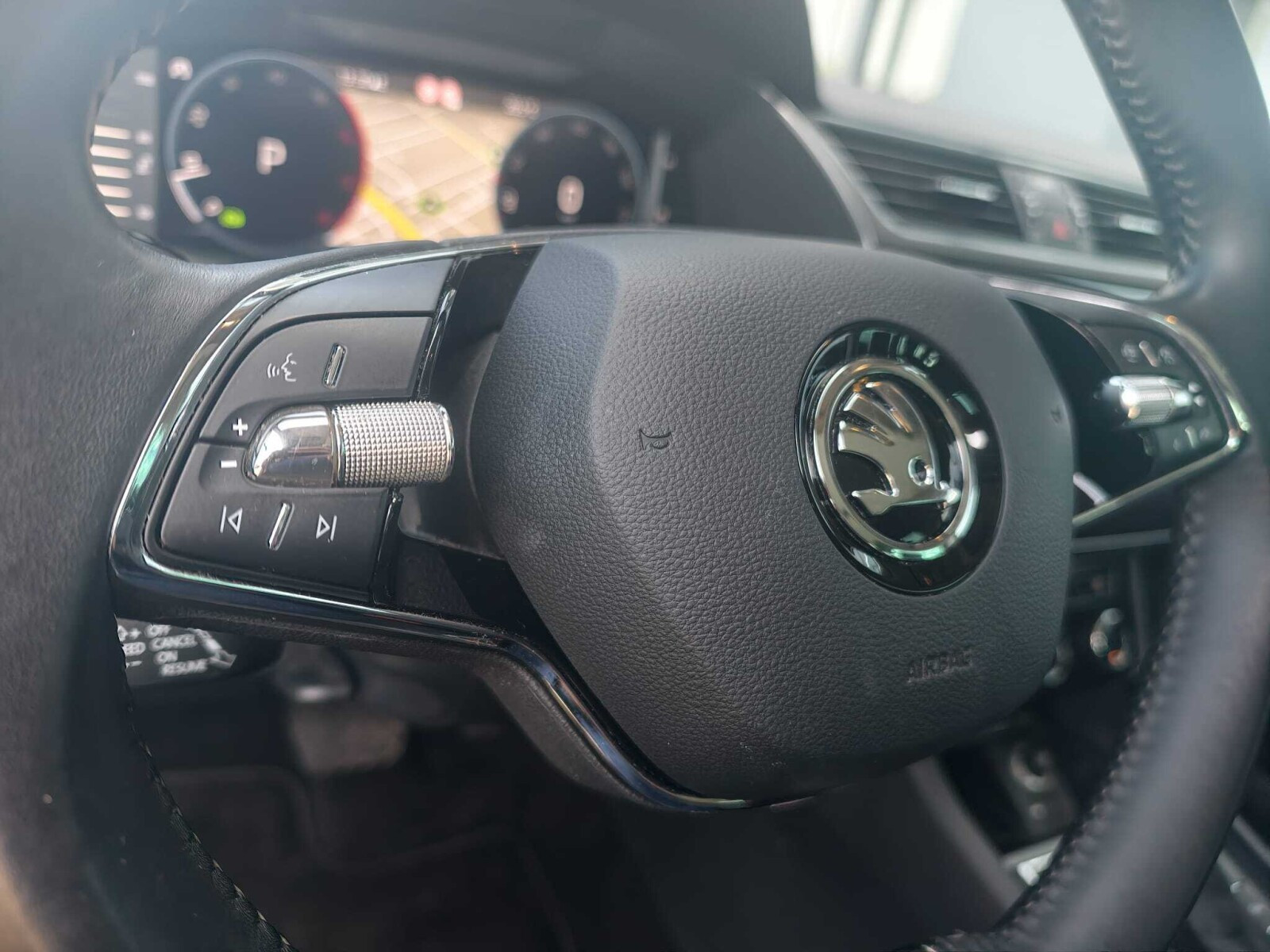 Superb Combi Style 2.0 TDI 200 KM DSG | Matrix| Pano| Webas | Hak
