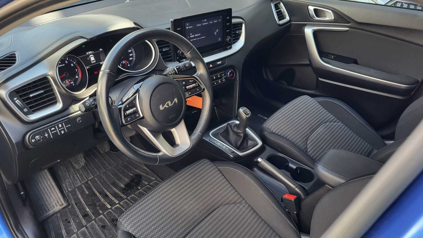 1.5 T-GDI 160KM 6MT; Bluetooth; Lampy LED; Czujniki; Kamera; Tempomat