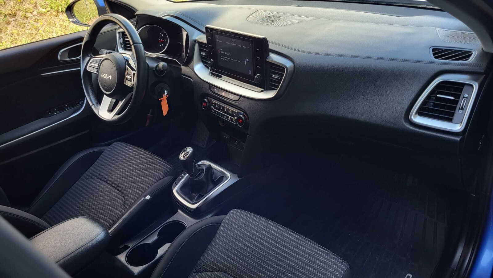 1.5 T-GDI 160KM 6MT; Bluetooth; Lampy LED; Czujniki; Kamera; Tempomat