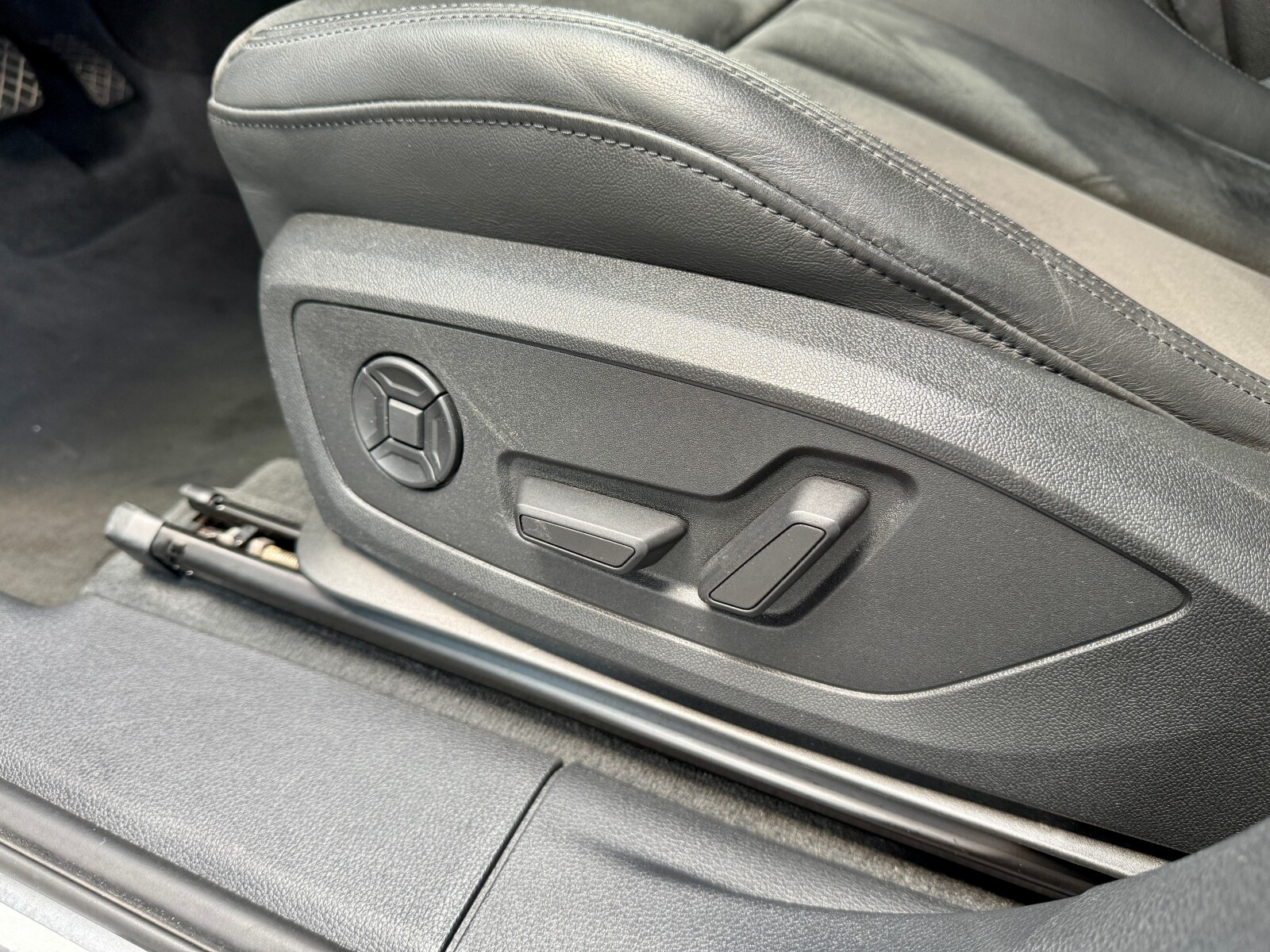 Quattro || LED || Alcantara || Gwarancja || Kamera cofania ||