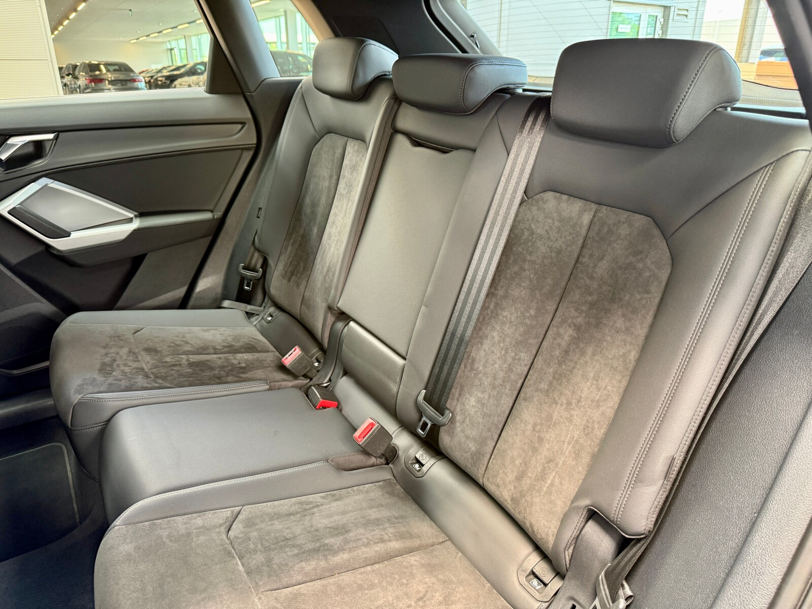 Quattro || LED || Alcantara || Gwarancja || Kamera cofania ||