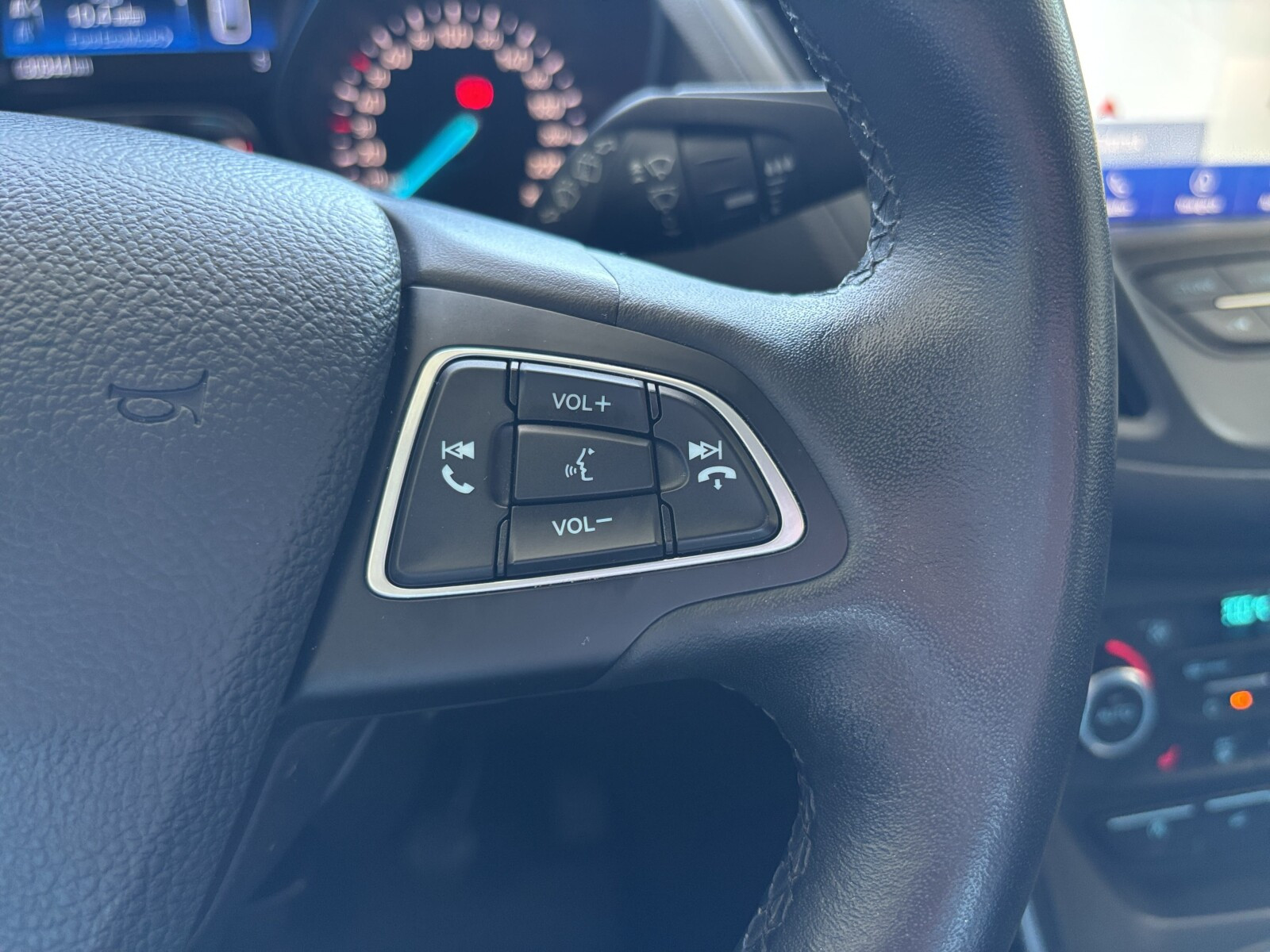 1.5 EcoBoost TITANIUM 150 KM FV vat marża